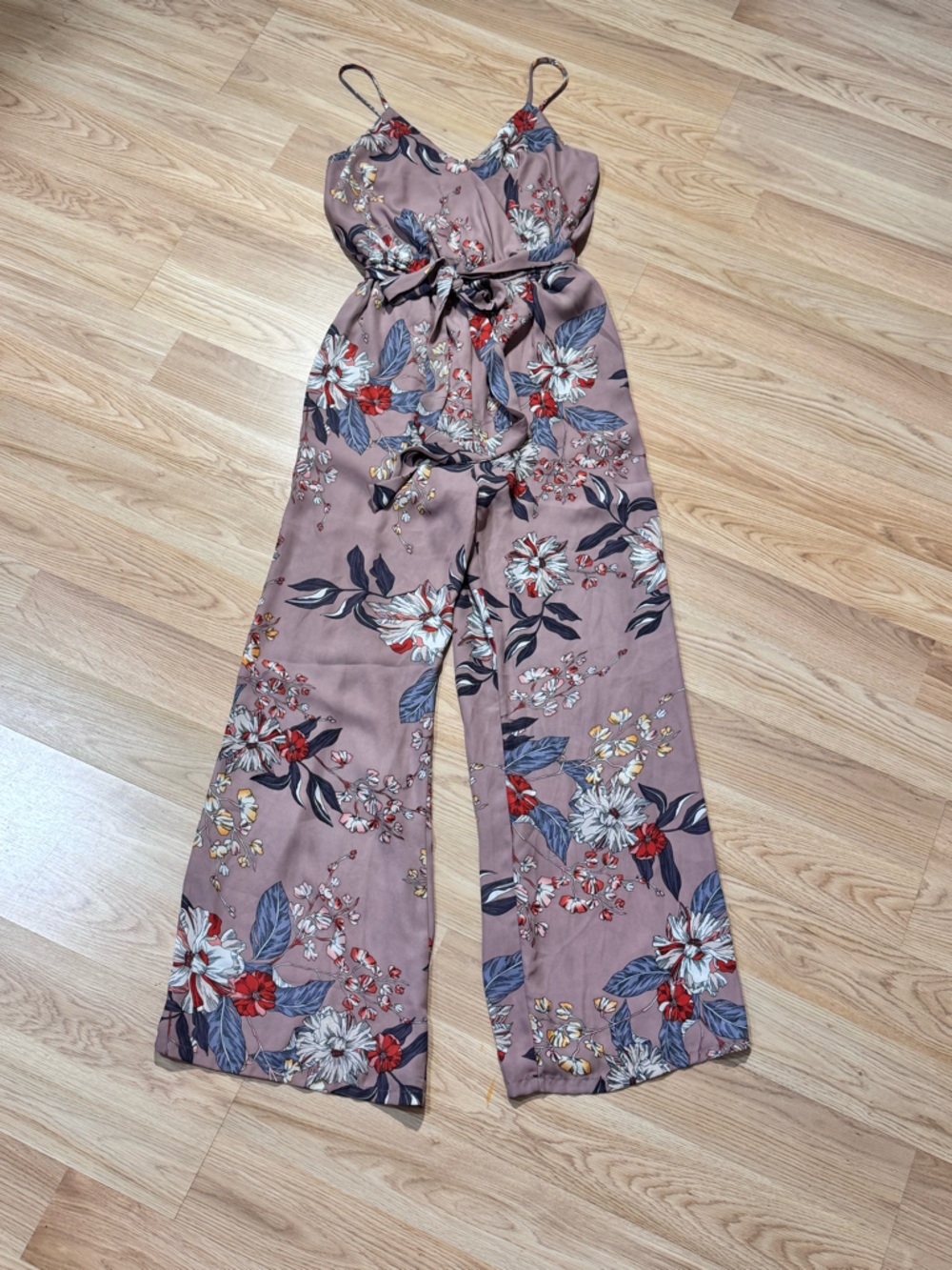 Love Culture | Mauve Floral Wide-Leg Jumpsuit - Picture 6 of 6